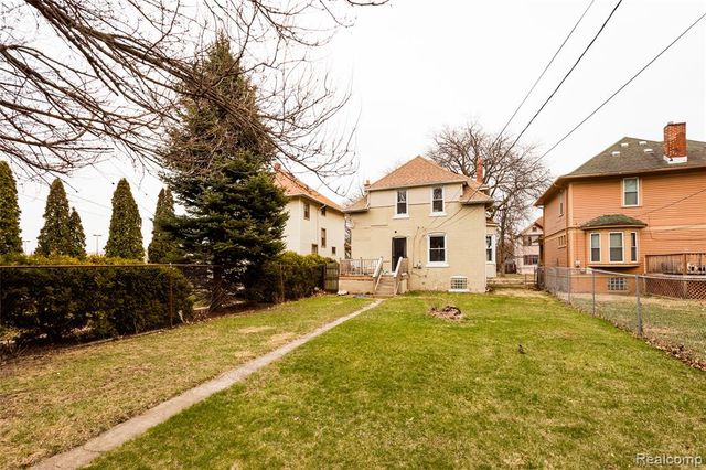 251 California Street, Highland Park, MI 48203