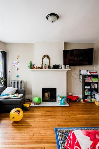 251 California Street, Highland Park, MI 48203