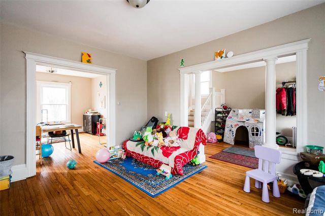 251 California Street, Highland Park, MI 48203