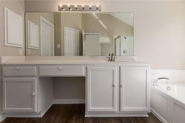 1608 Bush Coat LN, Austin, TX 78754