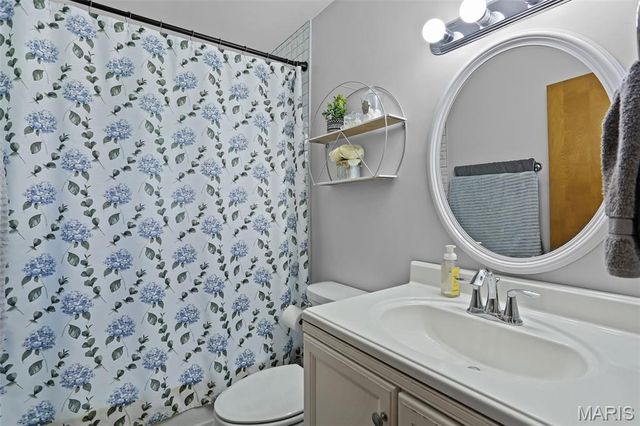 704 W 9th Street, Washington, MO 63090