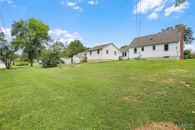 704 W 9th Street, Washington, MO 63090