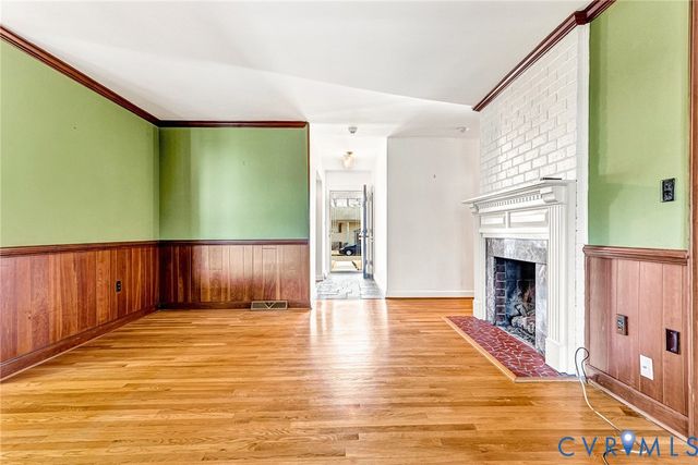 912 Forestview Dr, Colonial Heights, VA 23834