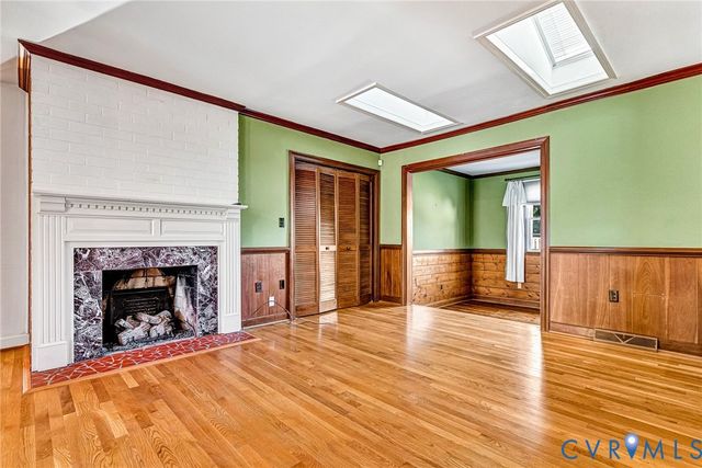 912 Forestview Dr, Colonial Heights, VA 23834