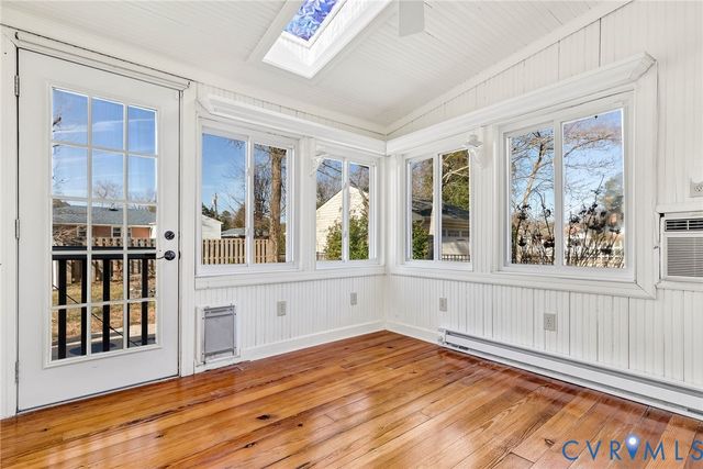 912 Forestview Dr, Colonial Heights, VA 23834