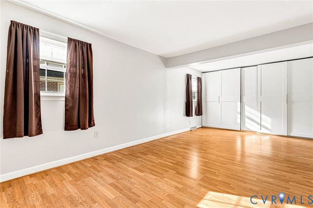 912 Forestview Dr, Colonial Heights, VA 23834