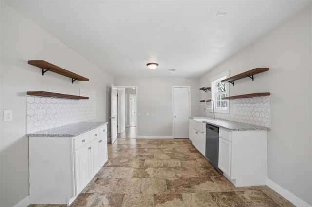 404 S 4th Street, Crandall, TX 75114