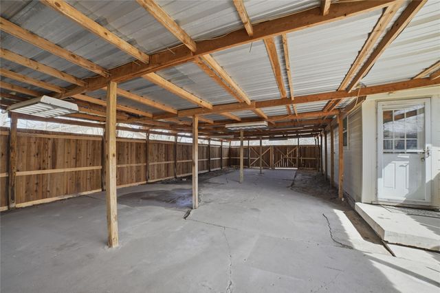 404 S 4th Street, Crandall, TX 75114