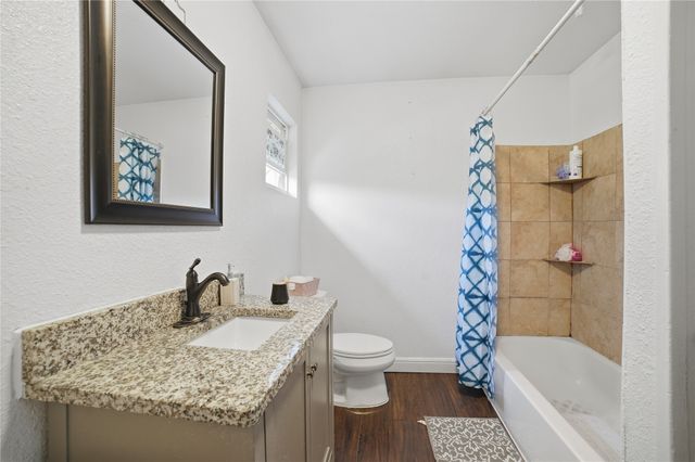 404 S 4th Street, Crandall, TX 75114