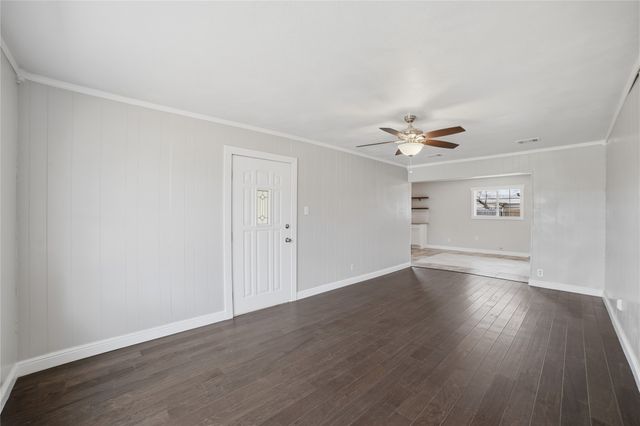 404 S 4th Street, Crandall, TX 75114