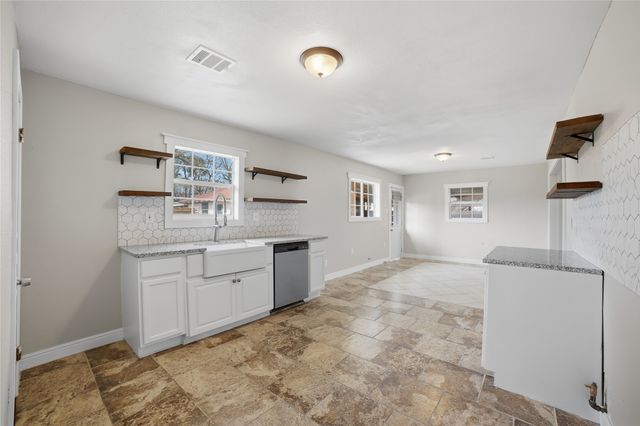 404 S 4th Street, Crandall, TX 75114