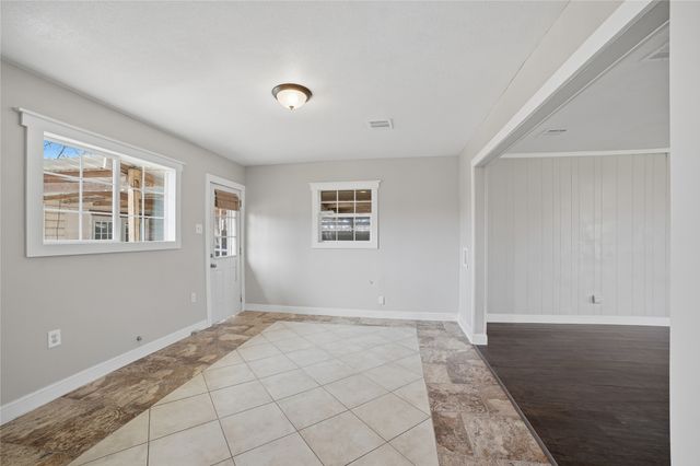 404 S 4th Street, Crandall, TX 75114