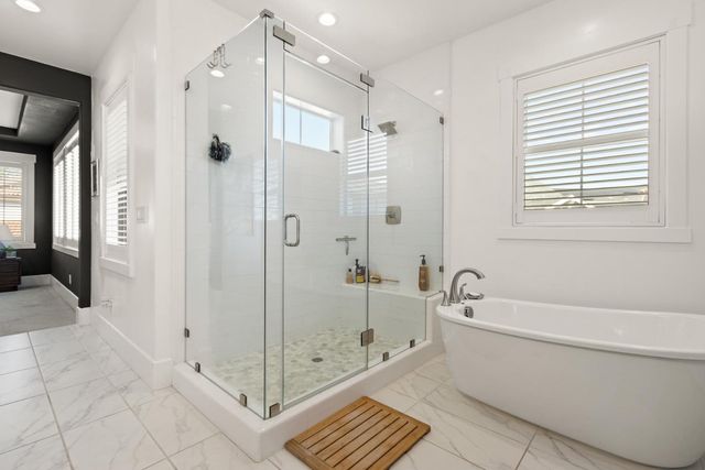 5201 F St, Sacramento, CA 95819