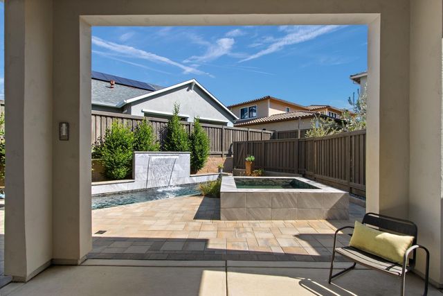 5201 F St, Sacramento, CA 95819
