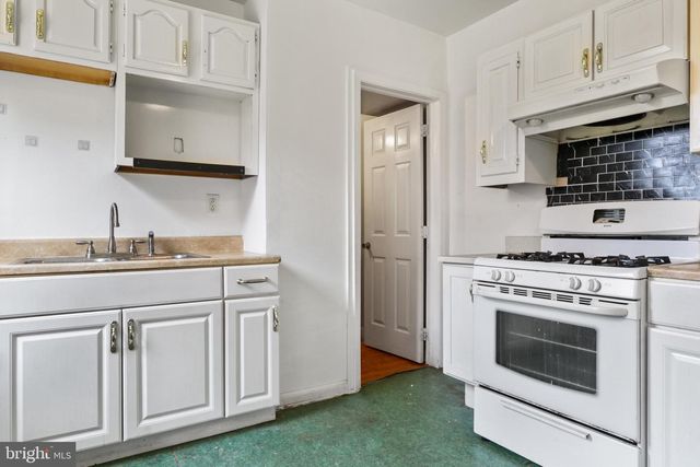 527 W VINE ST, Lancaster, PA 17603