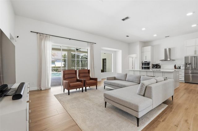 264 BLUE STONE CIRCLE, Winter Garden, FL 34787