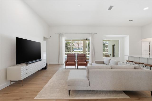 264 BLUE STONE CIRCLE, Winter Garden, FL 34787