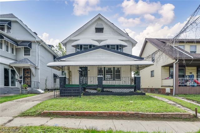 11714 Oakview Avenue, Cleveland, OH 44108