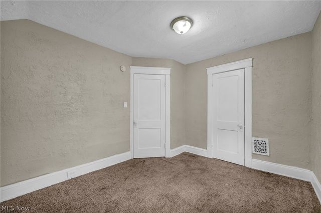 11714 Oakview Avenue, Cleveland, OH 44108