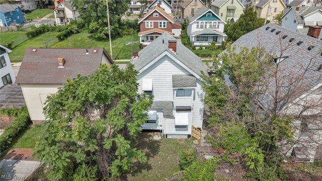 11714 Oakview Avenue, Cleveland, OH 44108