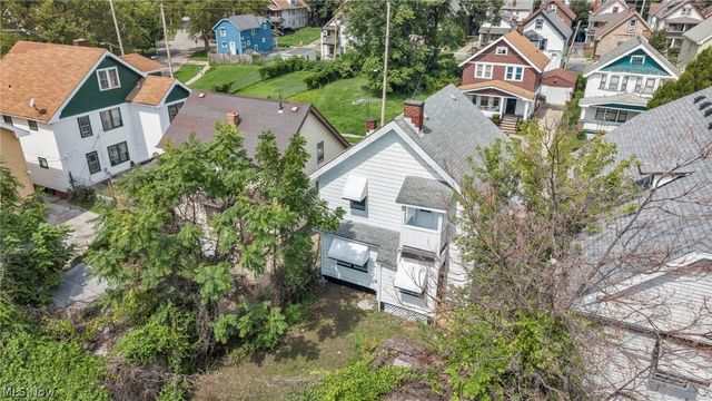11714 Oakview Avenue, Cleveland, OH 44108