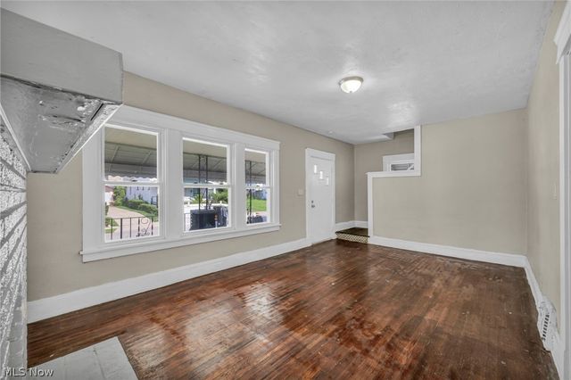 11714 Oakview Avenue, Cleveland, OH 44108