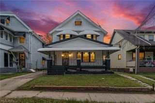 11714 Oakview Avenue, Cleveland, OH 44108