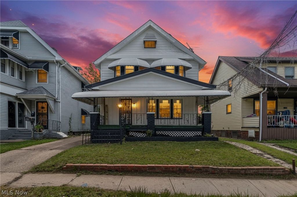 11714 Oakview Avenue, Cleveland, OH 44108