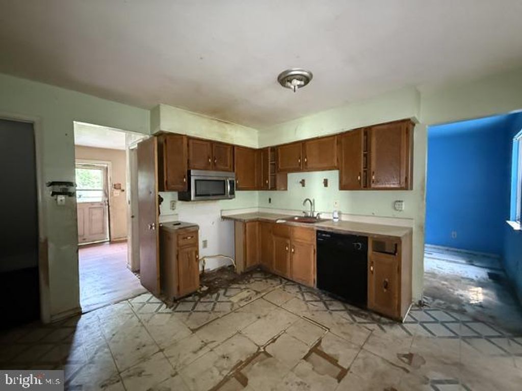 37 ASHLAND AVE, SICKLERVILLE, NJ 08081 — photo 4