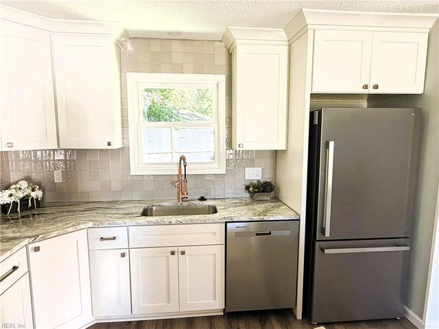 2921 Bamberg PL, Virginia Beach, VA 23453