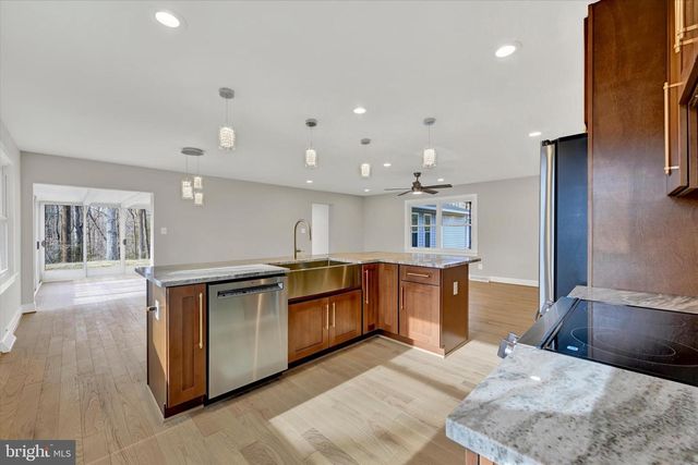 1254 SHERIDAN RD, Crownsville, MD 21032