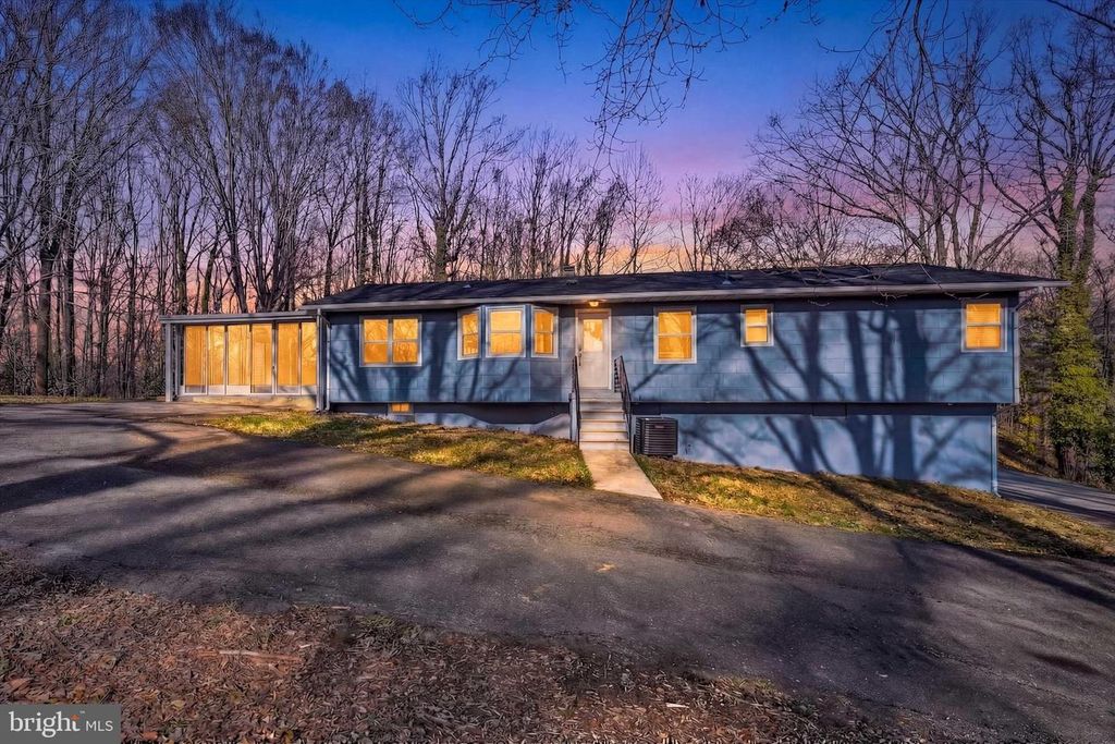 1254 SHERIDAN RD, Crownsville, MD 21032