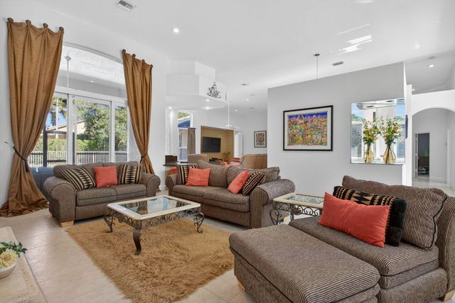 6855 NW 102nd Lane, Parkland, FL 33076