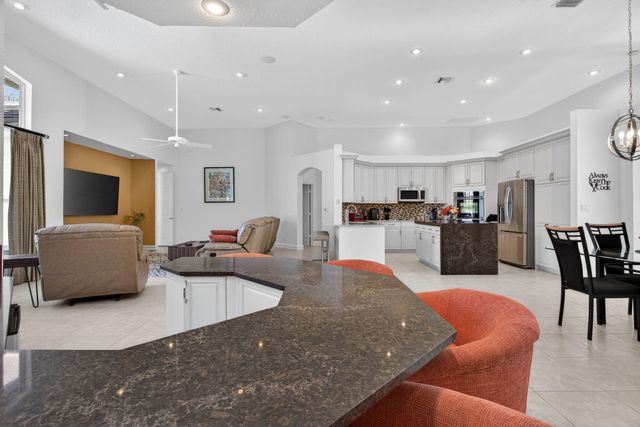 6855 NW 102nd Lane, Parkland, FL 33076