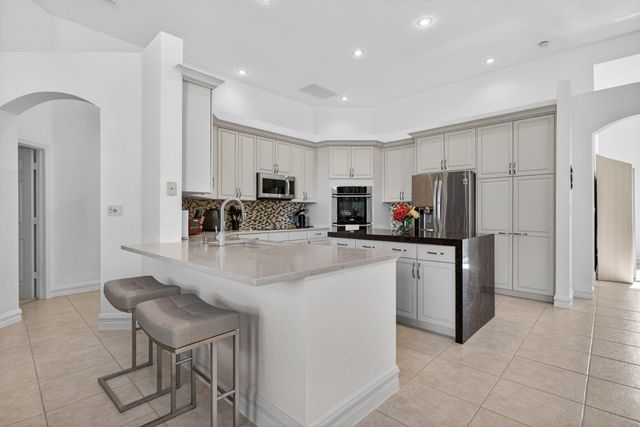 6855 NW 102nd Lane, Parkland, FL 33076