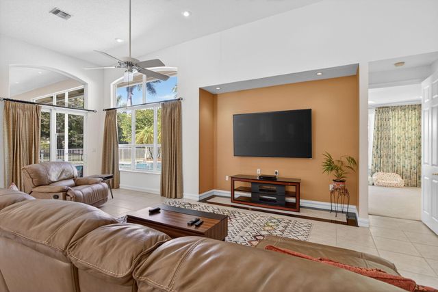 6855 NW 102nd Lane, Parkland, FL 33076