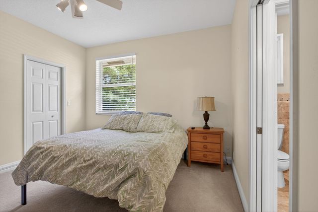 6855 NW 102nd Lane, Parkland, FL 33076