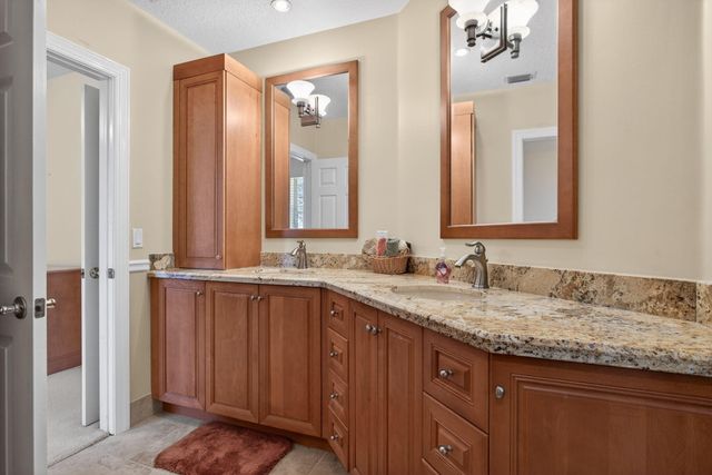 6855 NW 102nd Lane, Parkland, FL 33076