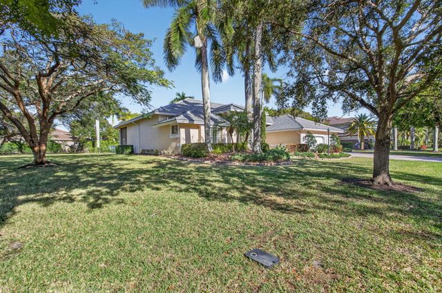 6855 NW 102nd Lane, Parkland, FL 33076