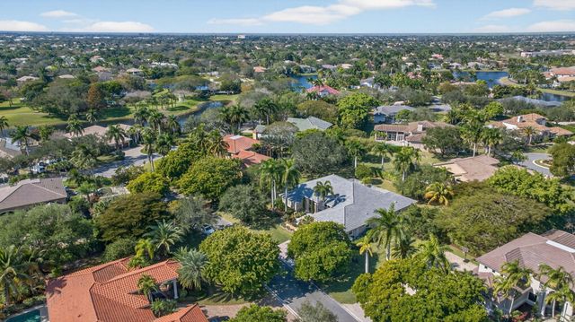 6855 NW 102nd Lane, Parkland, FL 33076