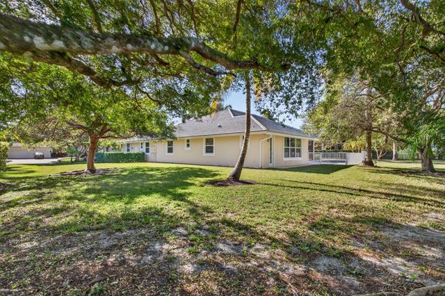 6855 NW 102nd Lane, Parkland, FL 33076