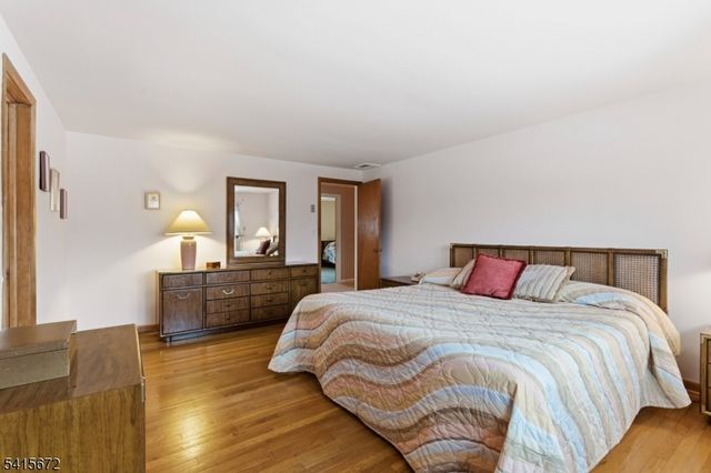 116 S Hillside Ave, Roxbury Twp., NJ 07876