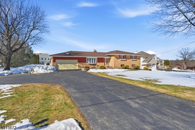 116 S Hillside Ave, Roxbury Twp., NJ 07876