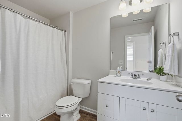 949 Robbie Jackson Lane, Fuquay Varina, NC 27526