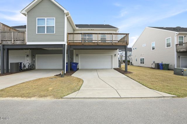 949 Robbie Jackson Lane, Fuquay Varina, NC 27526