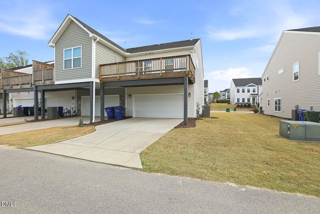 949 Robbie Jackson Lane, Fuquay Varina, NC 27526