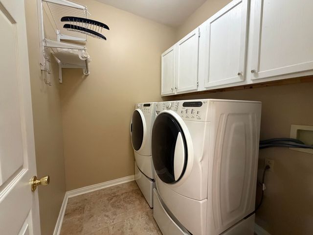 1251 Equestrian Way, Frankfort, KY 40601