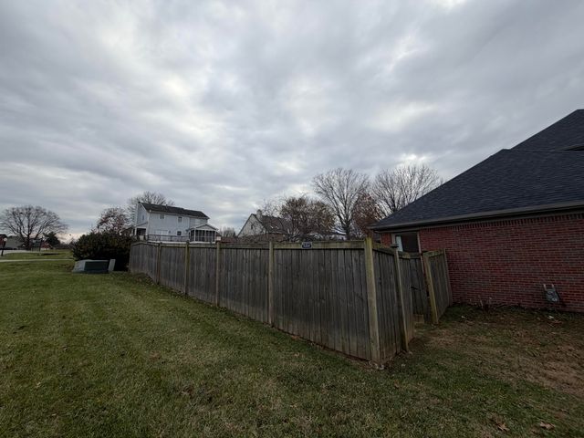 1251 Equestrian Way, Frankfort, KY 40601