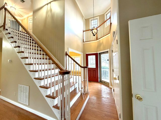 1251 Equestrian Way, Frankfort, KY 40601