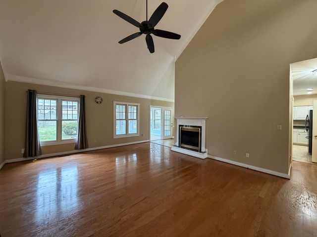 1251 Equestrian Way, Frankfort, KY 40601